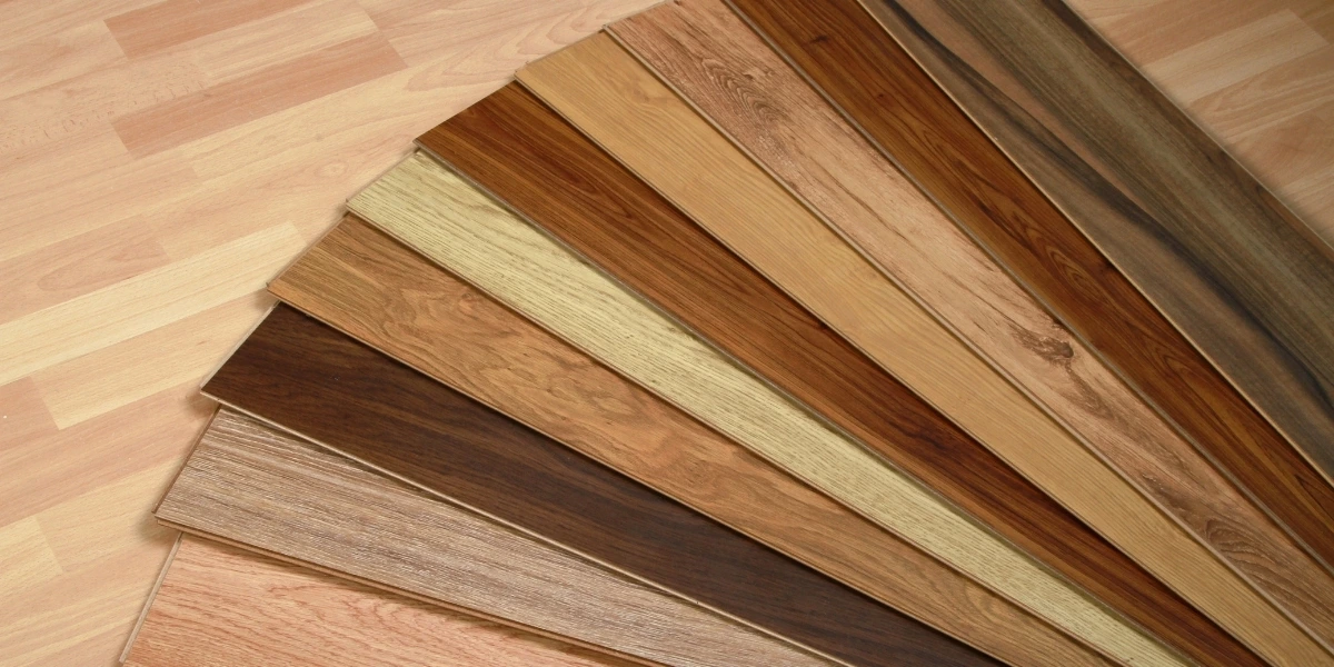 Wood-look flooring samples in different colours and finishes